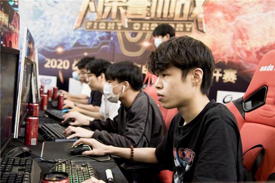 一个榜样 一个榜样