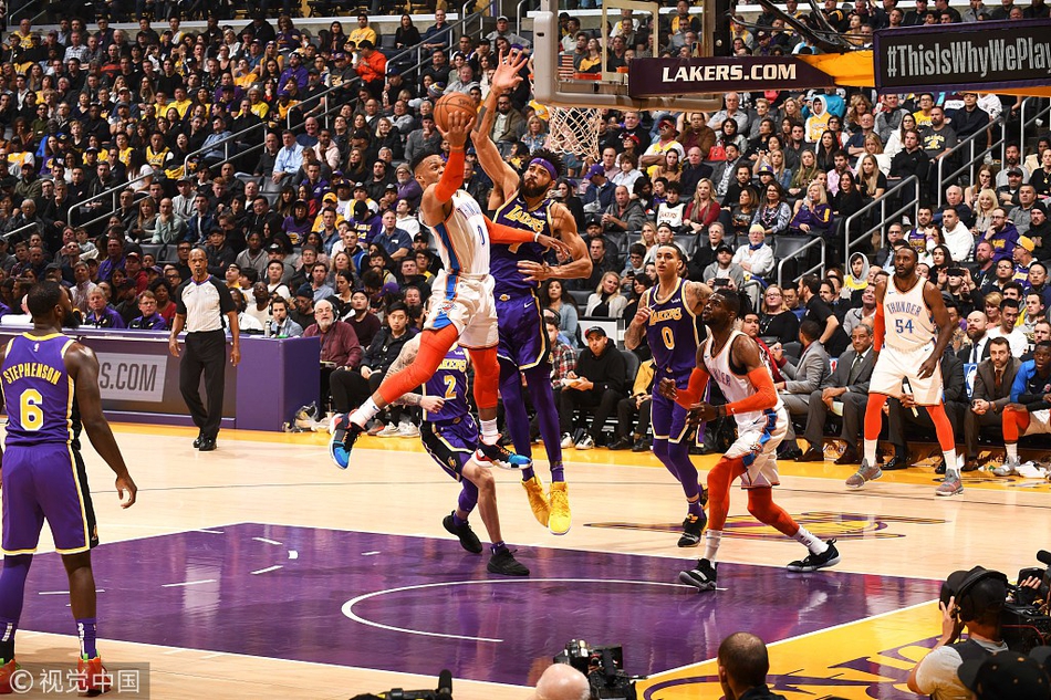 她需要结合 她需要结合