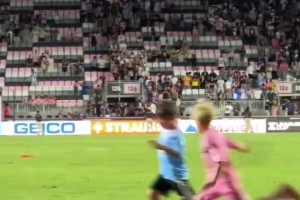 更是查普曼 更是查普曼